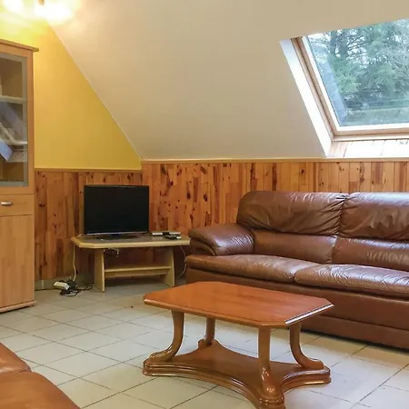 6 Bedroom Beautiful In Holiday home