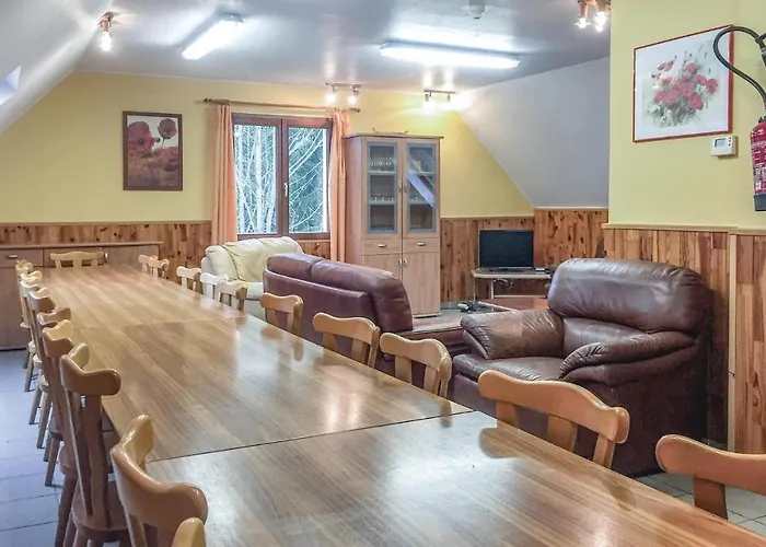 6 Bedroom Beautiful In * Dirbach